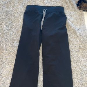 FIGS Livingston scrub pants